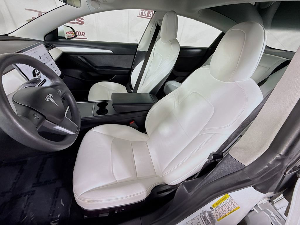 Used 2021 Tesla Model 3 Standard Range Plus image 25