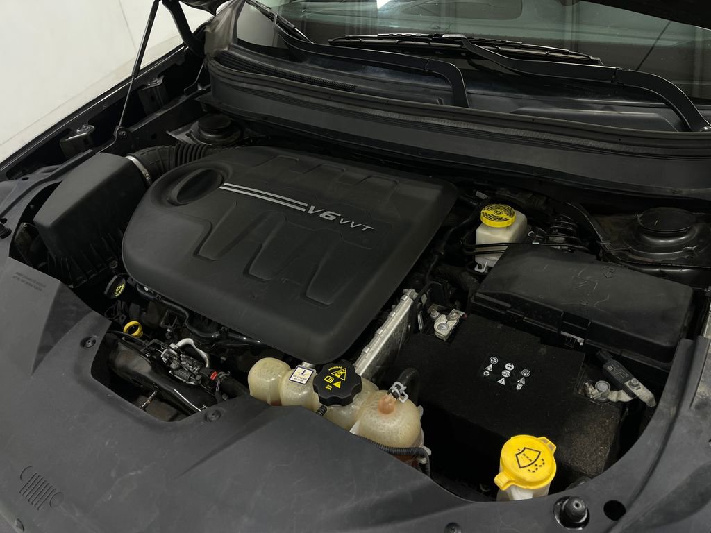 Used 2021 Jeep Cherokee Limited image 27