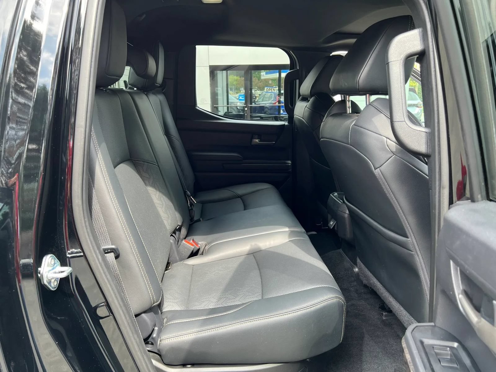 Used 2025 Toyota Tacoma Limited AWD/4WD image 18