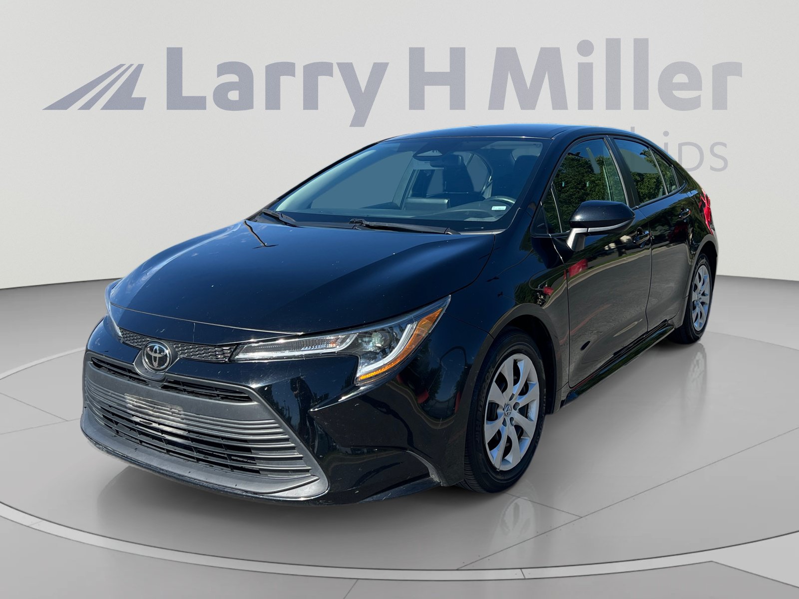Used 2023 Toyota Corolla LE