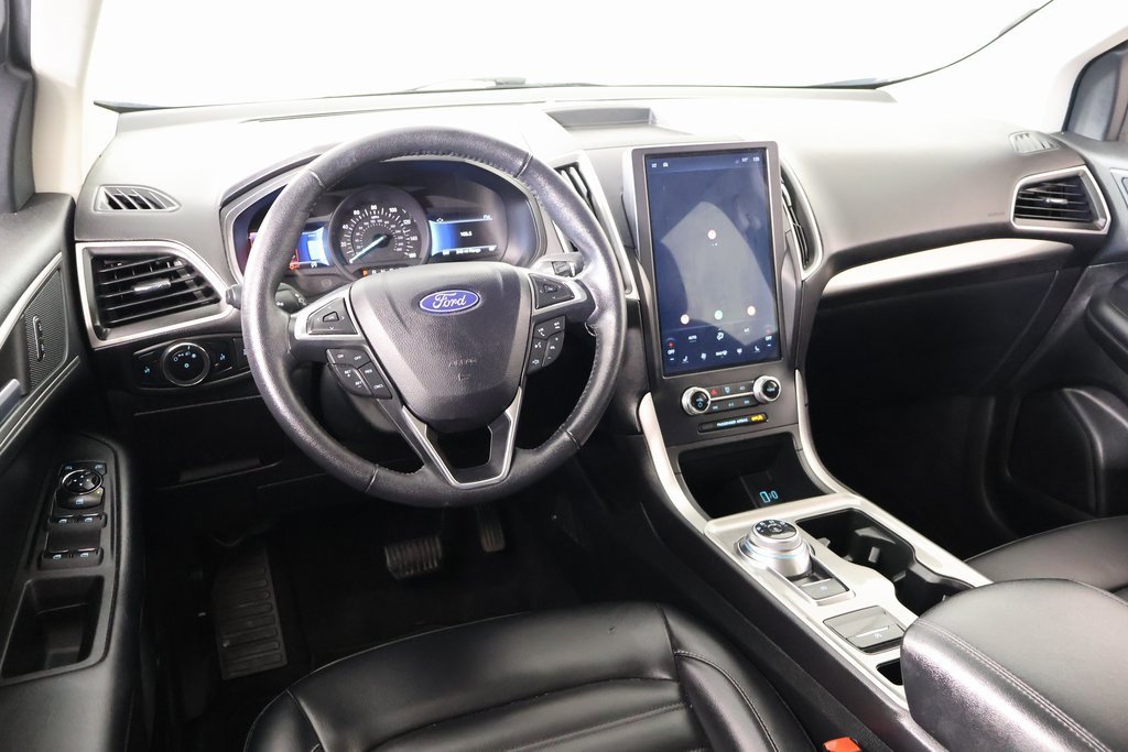 Used 2024 Ford Edge SEL image 2