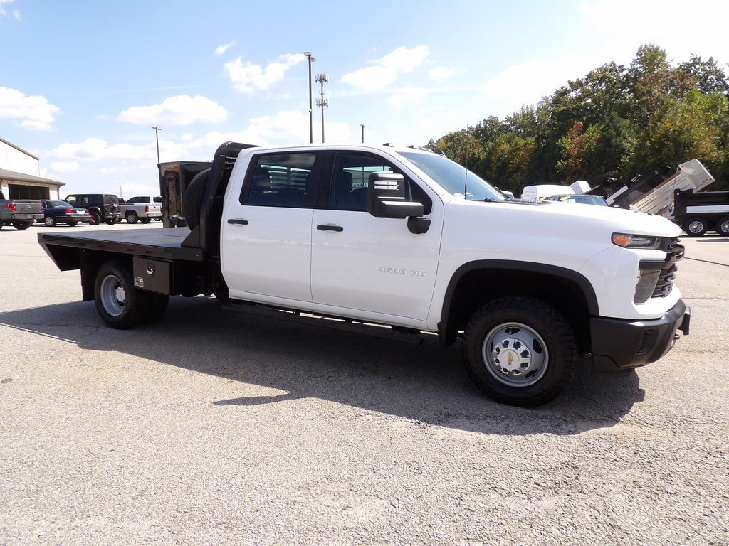 Used 2024 Chevrolet Silverado 3500 W/T w/ Snow Plow Prep Package AWD/4WD image 10
