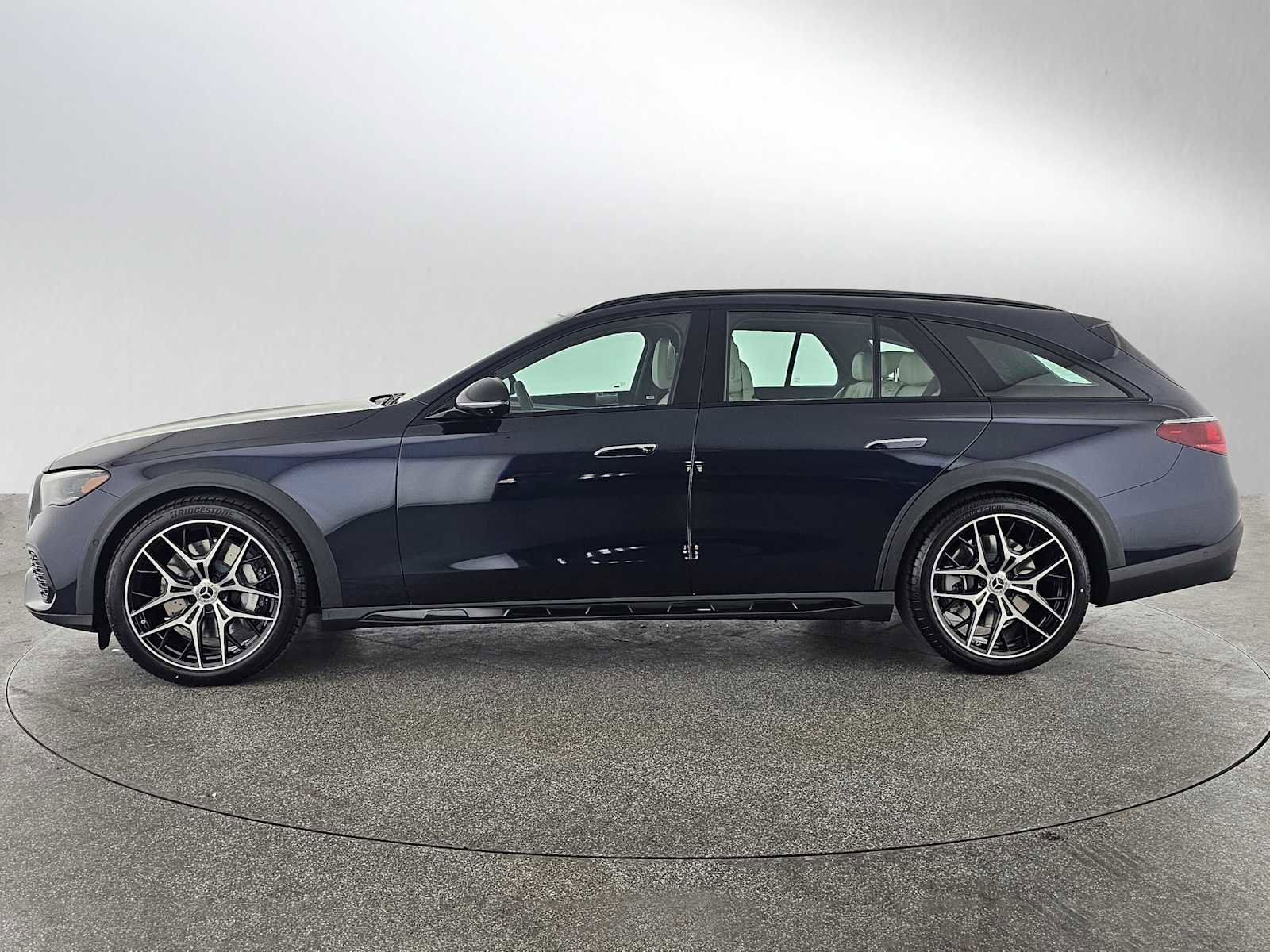 New 2026 Mercedes-Benz E 450 4MATIC All-Terrain Wagon image 6