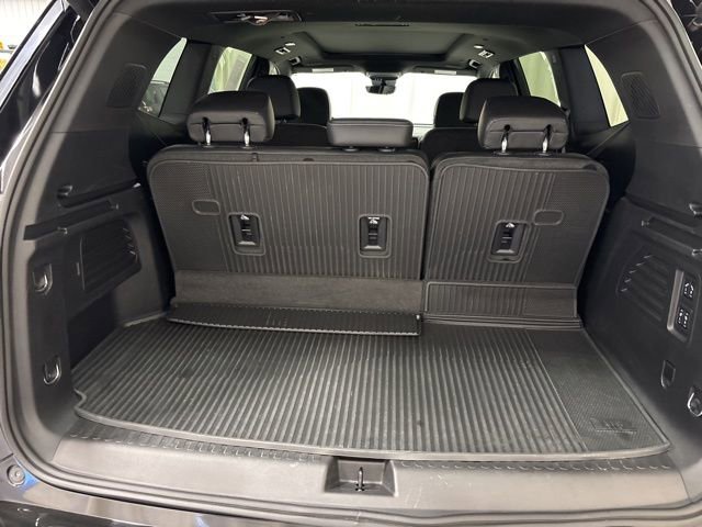 Used 2025 Buick Enclave Avenir w/ Super Cruise Package AWD/4WD image 15