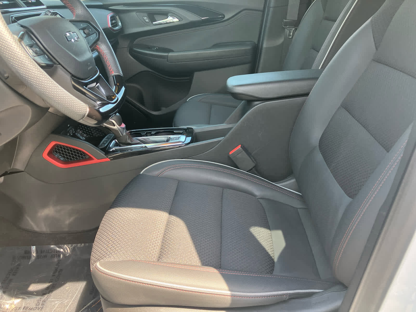 Used 2023 Chevrolet TrailBlazer RS w/ Sun and Liftgate Package image 11