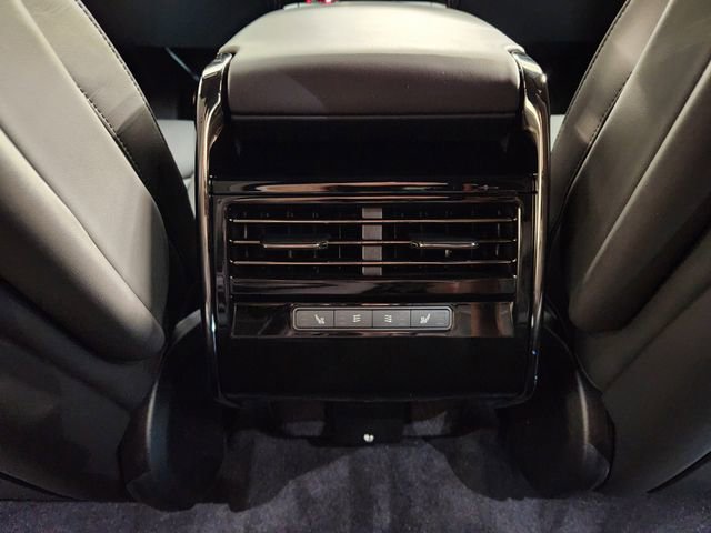 New 2026 Land Rover Range Rover Sport Dynamic SE image 30