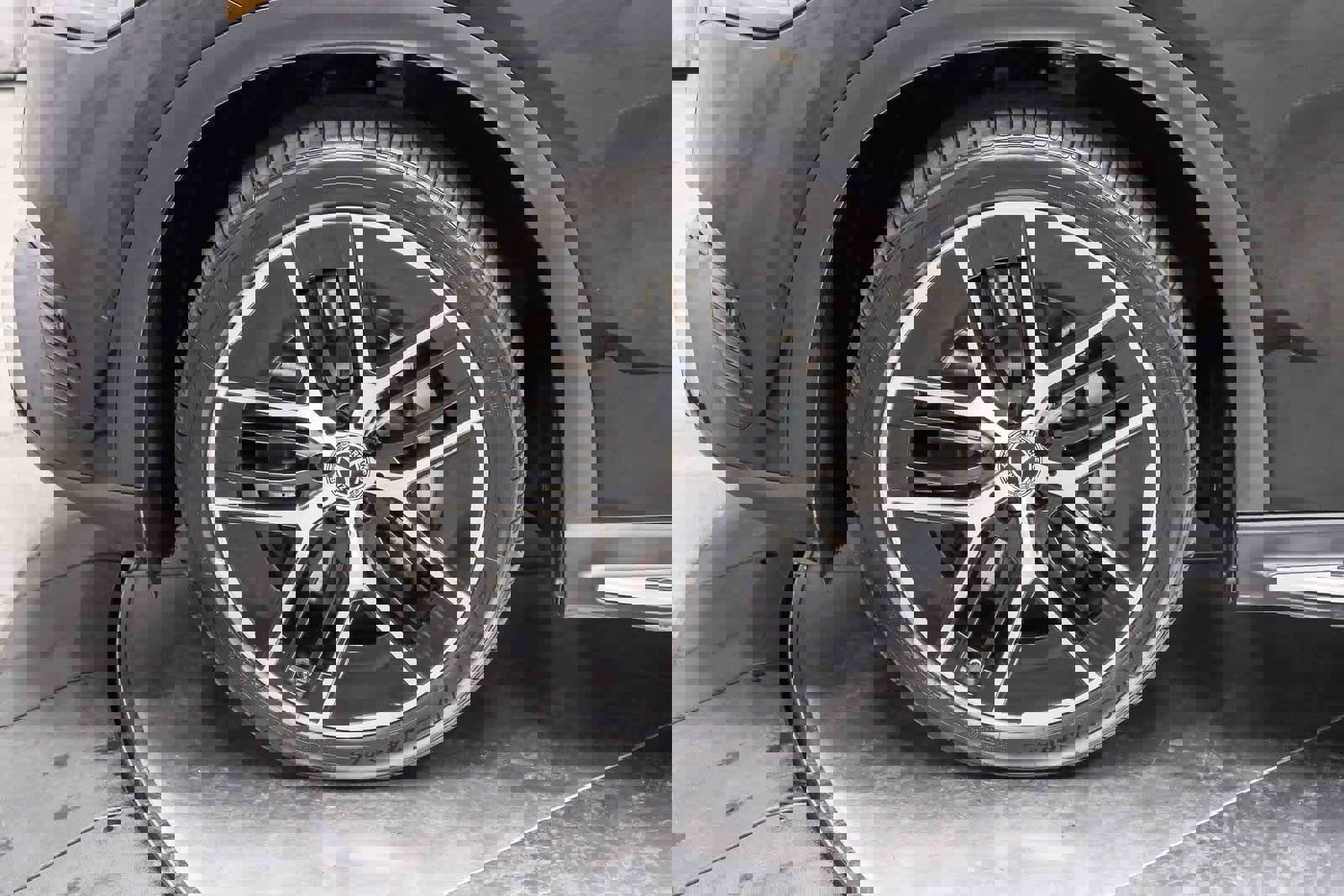 Certified 2023 Mercedes-Benz EQE 350+ 4MATIC SUV w/ Exclusive Trim Package image 25