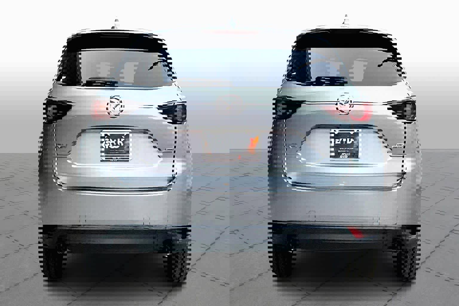 Used 2017 MAZDA CX-5 Touring image 4