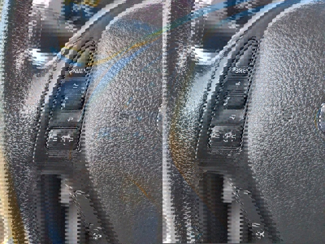 Used 2015 INFINITI Q60 Journey w/ Premium Package image 27