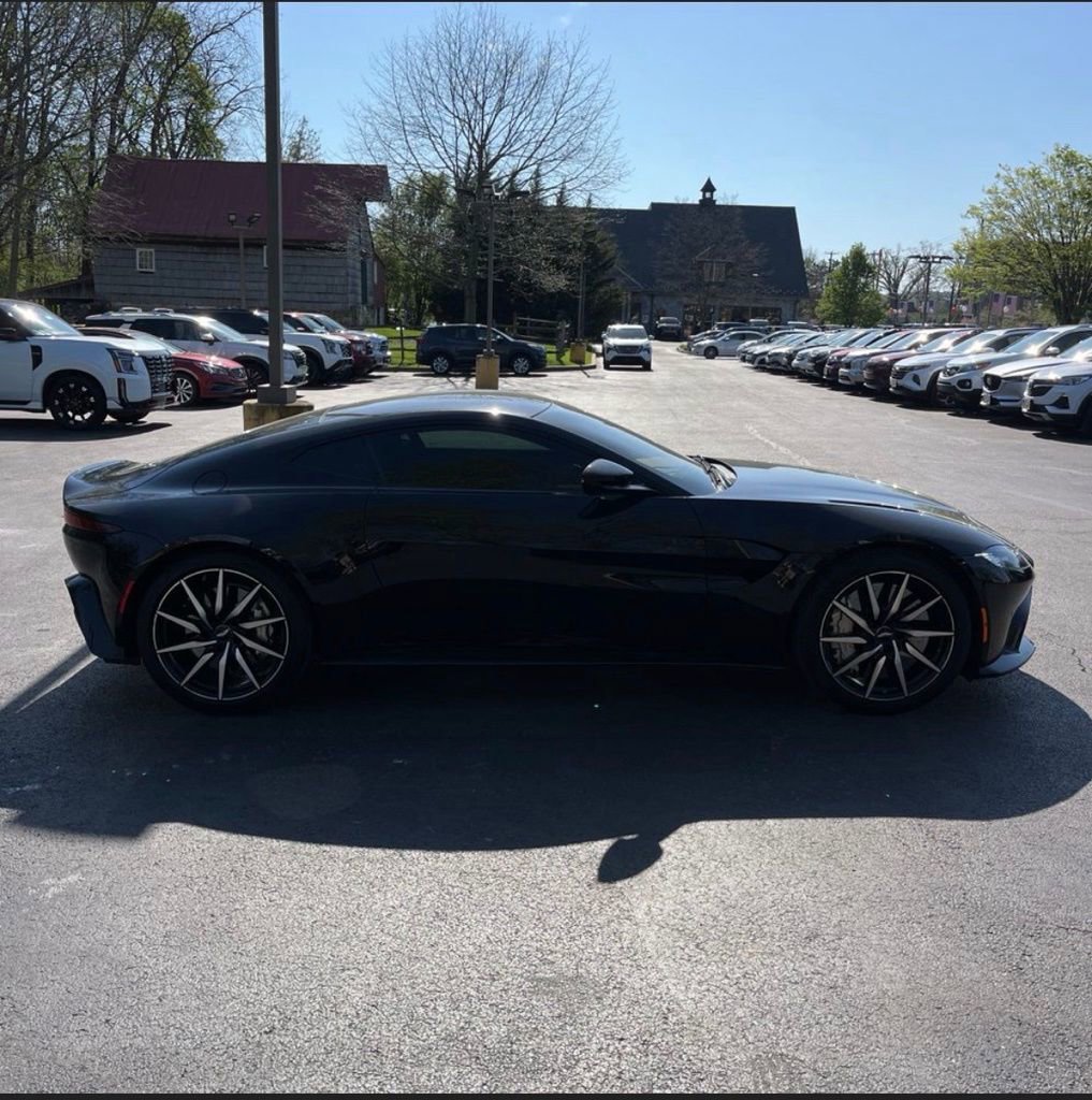 Used 2020 Aston Martin V8 Vantage Coupe RWD image 6
