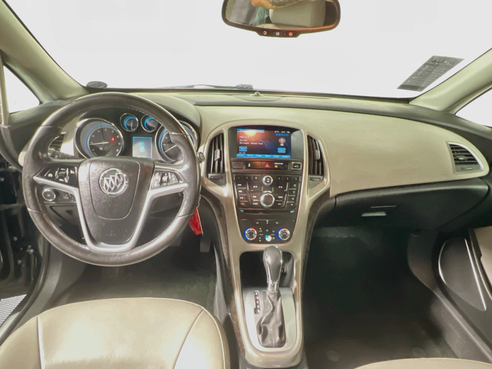 Used 2014 Buick Verano FWD image 30