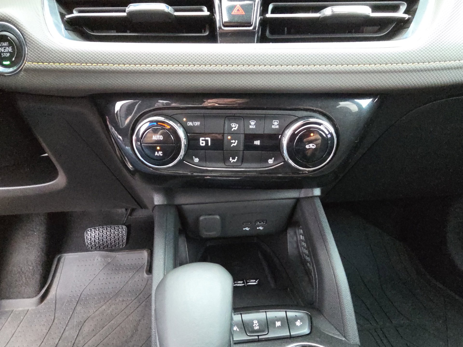 Certified 2025 Chevrolet TrailBlazer ACTIV w/ Convenience Package image 23