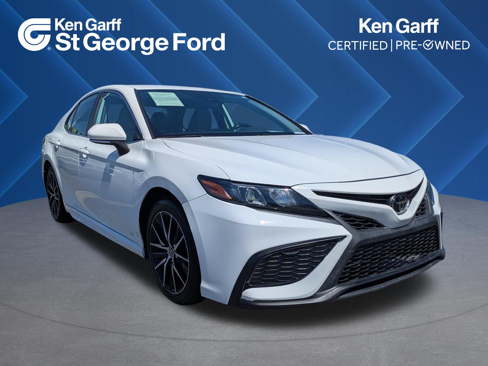 Used 2023 Toyota Camry SE