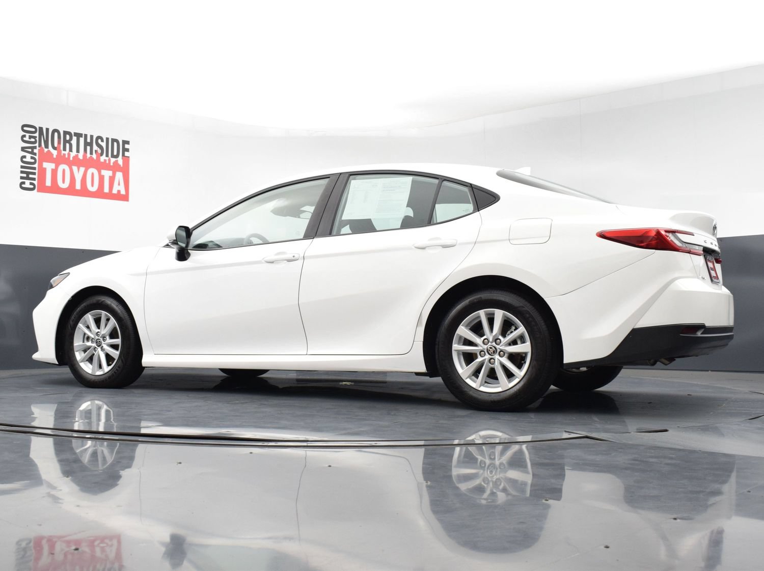 Used 2025 Toyota Camry LE FWD image 26