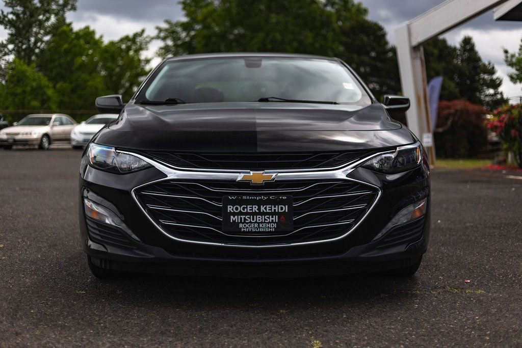 Used 2022 Chevrolet Malibu LT FWD image 5