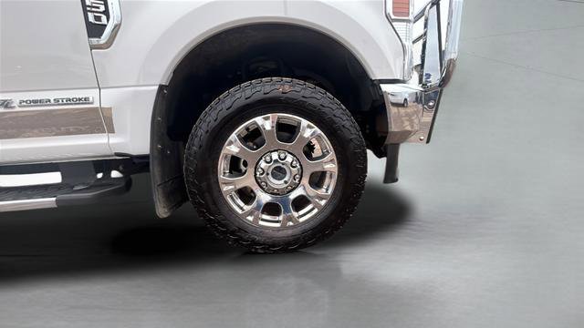 Used 2021 Ford F350 Lariat w/ Chrome Package image 31