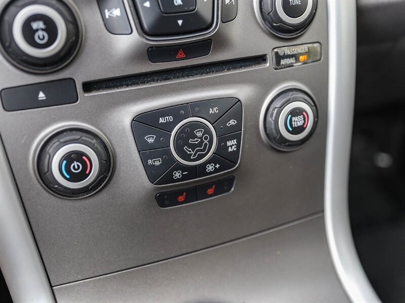 Used 2014 Ford Edge SEL w/ Equipment Group 204A FWD image 30