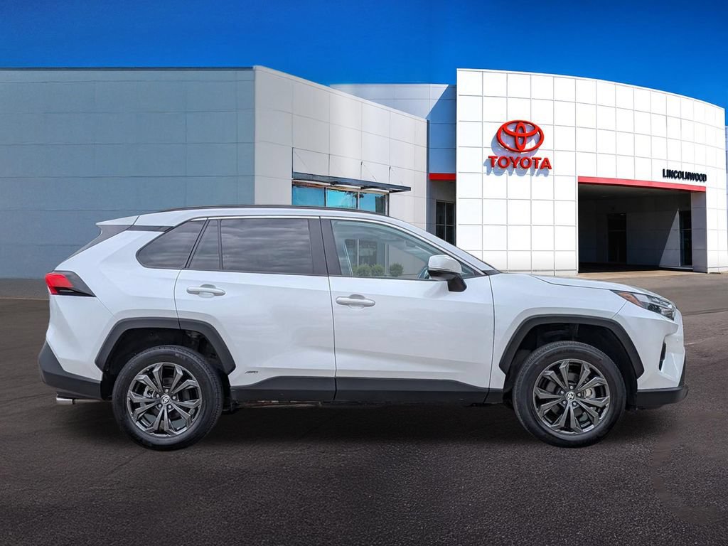 Used 2023 Toyota RAV4 XLE Premium AWD/4WD image 8