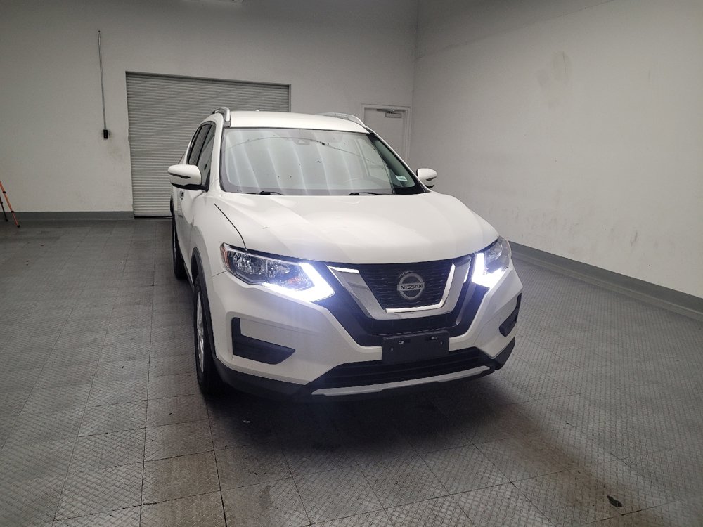 Used 2020 Nissan Rogue SV AWD/4WD image 14