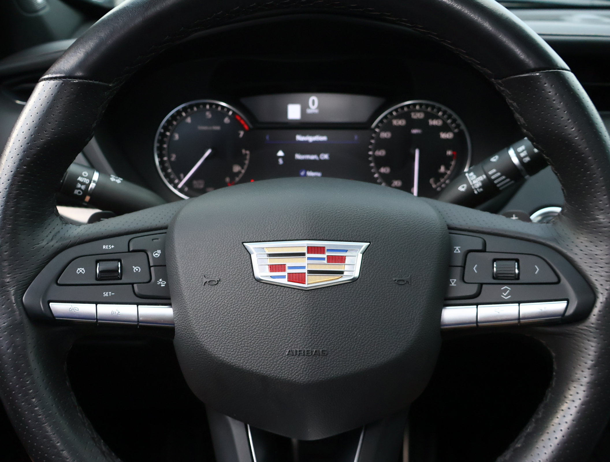 Used 2023 Cadillac XT4 Sport w/ Cold Weather Package AWD/4WD image 13