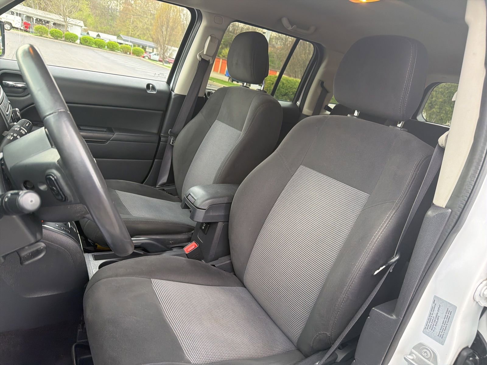 Used 2017 Jeep Patriot Latitude image 20