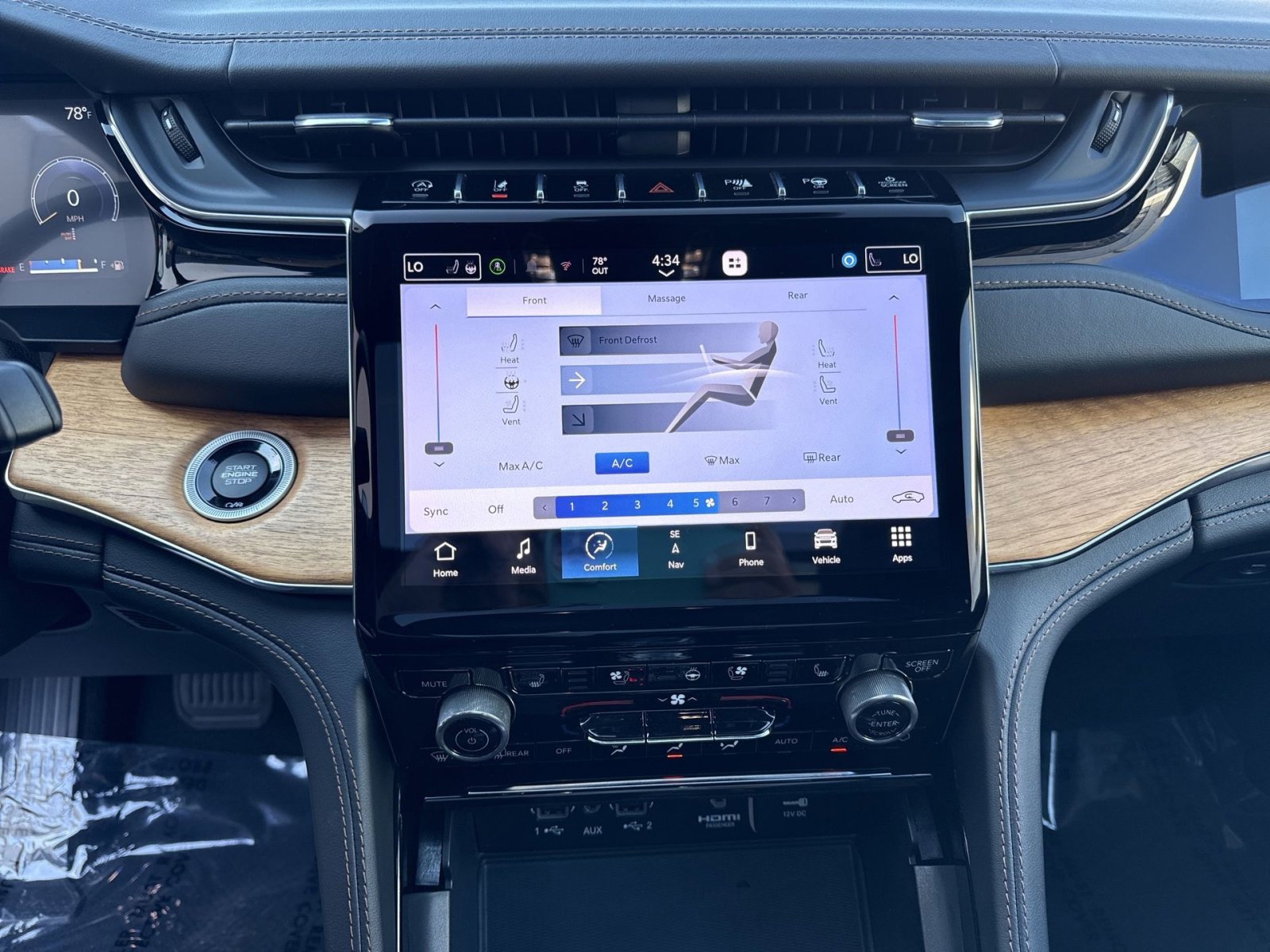 Used 2023 Jeep Grand Cherokee Summit image 21