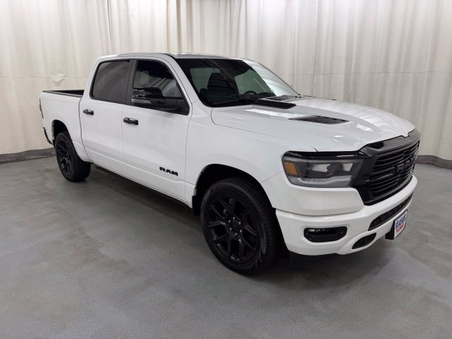 Used 2023 RAM 1500 Laramie AWD/4WD image 1