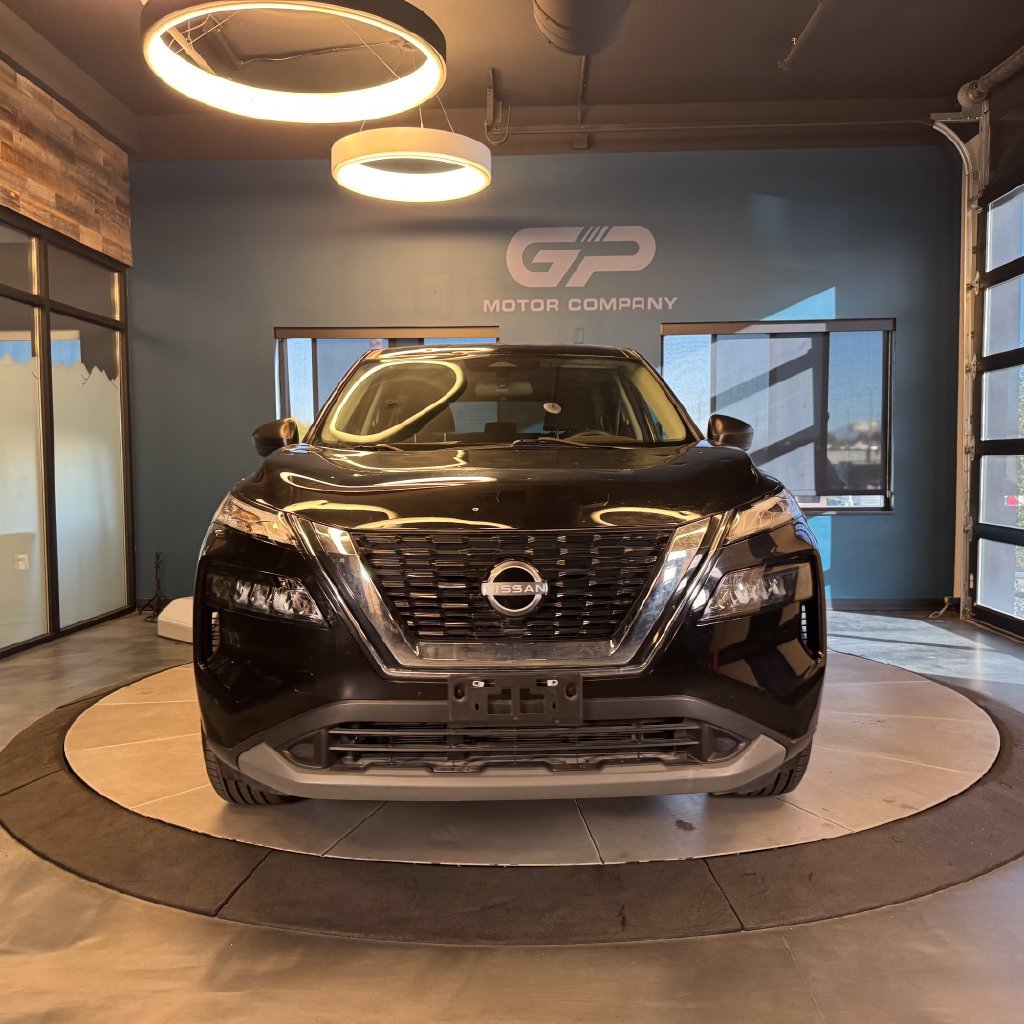 Used 2023 Nissan Rogue S AWD/4WD image 8