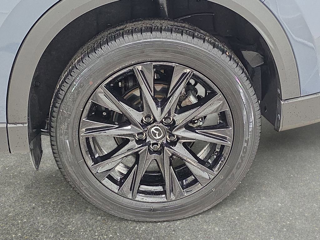 Used 2023 MAZDA CX-5 Carbon Edition image 33