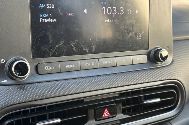 Used 2023 Hyundai Kona SEL image 31