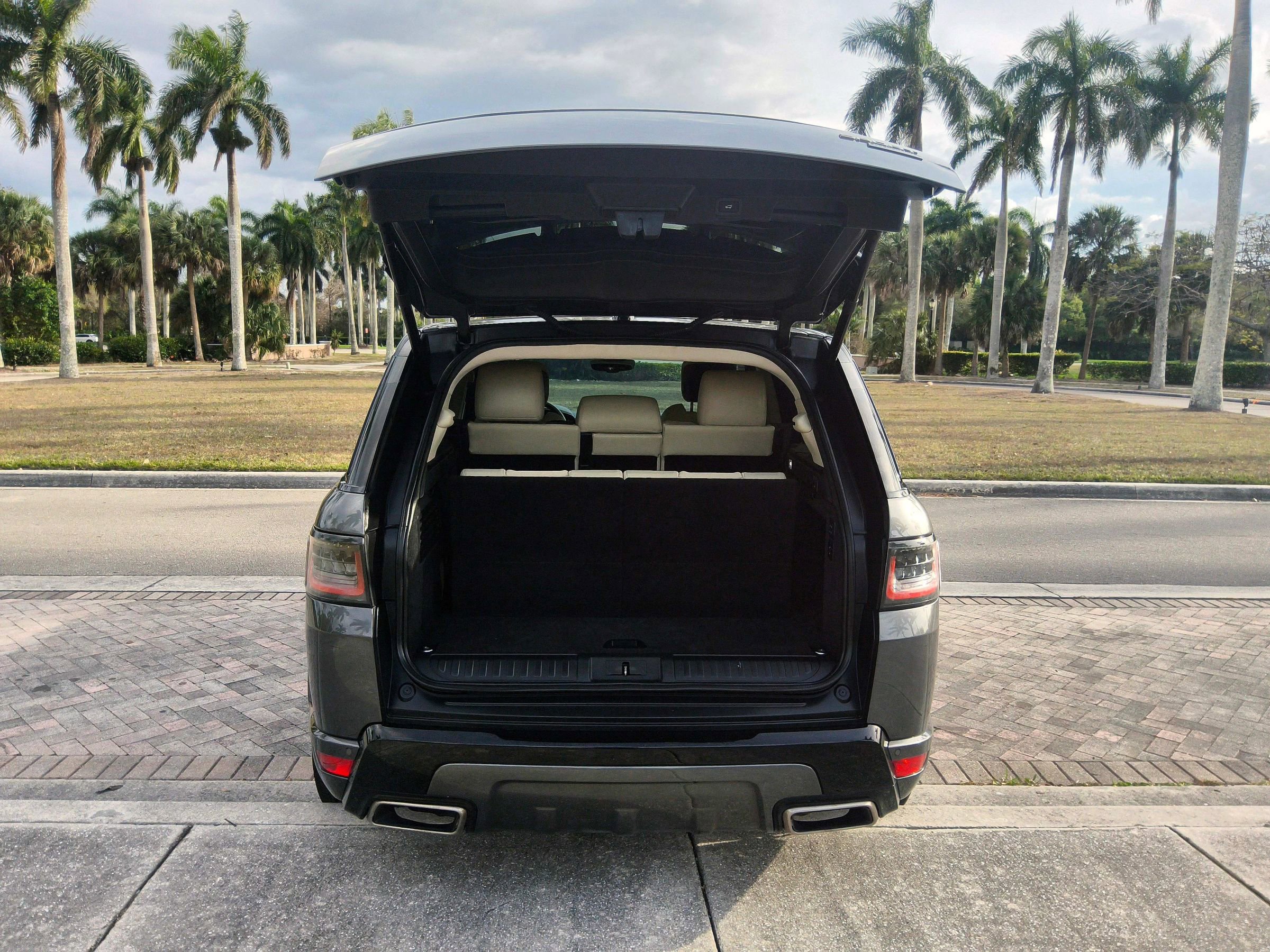 Used 2018 Land Rover Range Rover Sport Supercharged image 15