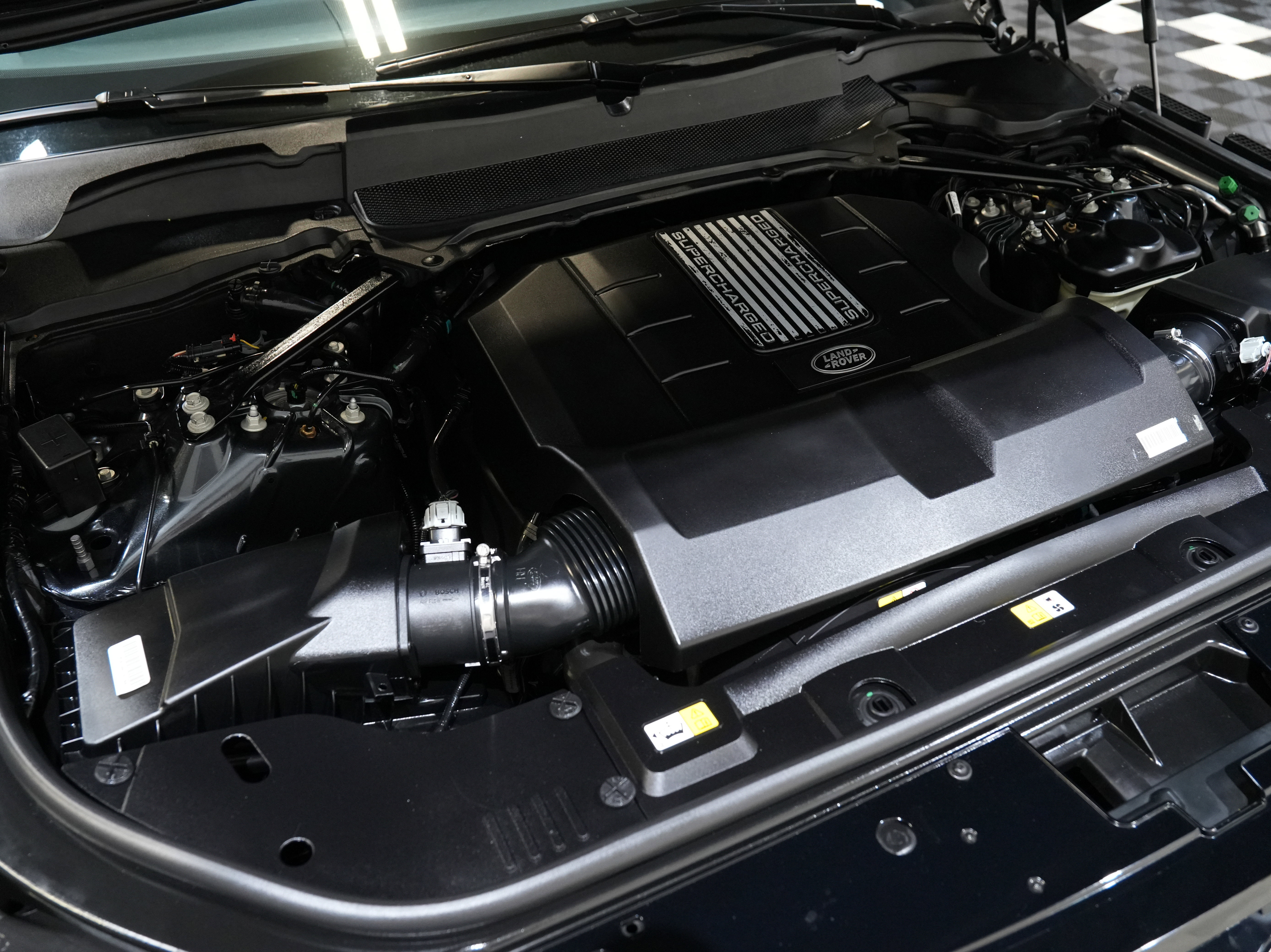 Used 2018 Land Rover Range Rover Long Wheelbase Autobiography image 48