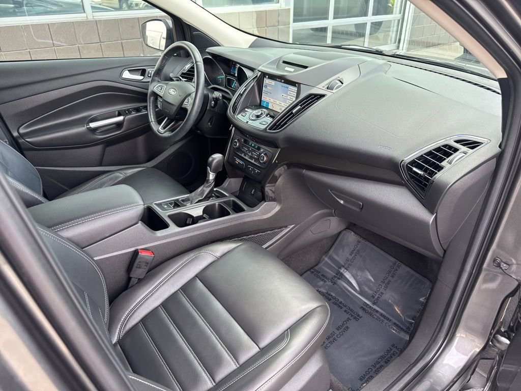 Used 2017 Ford Escape Titanium AWD/4WD image 37