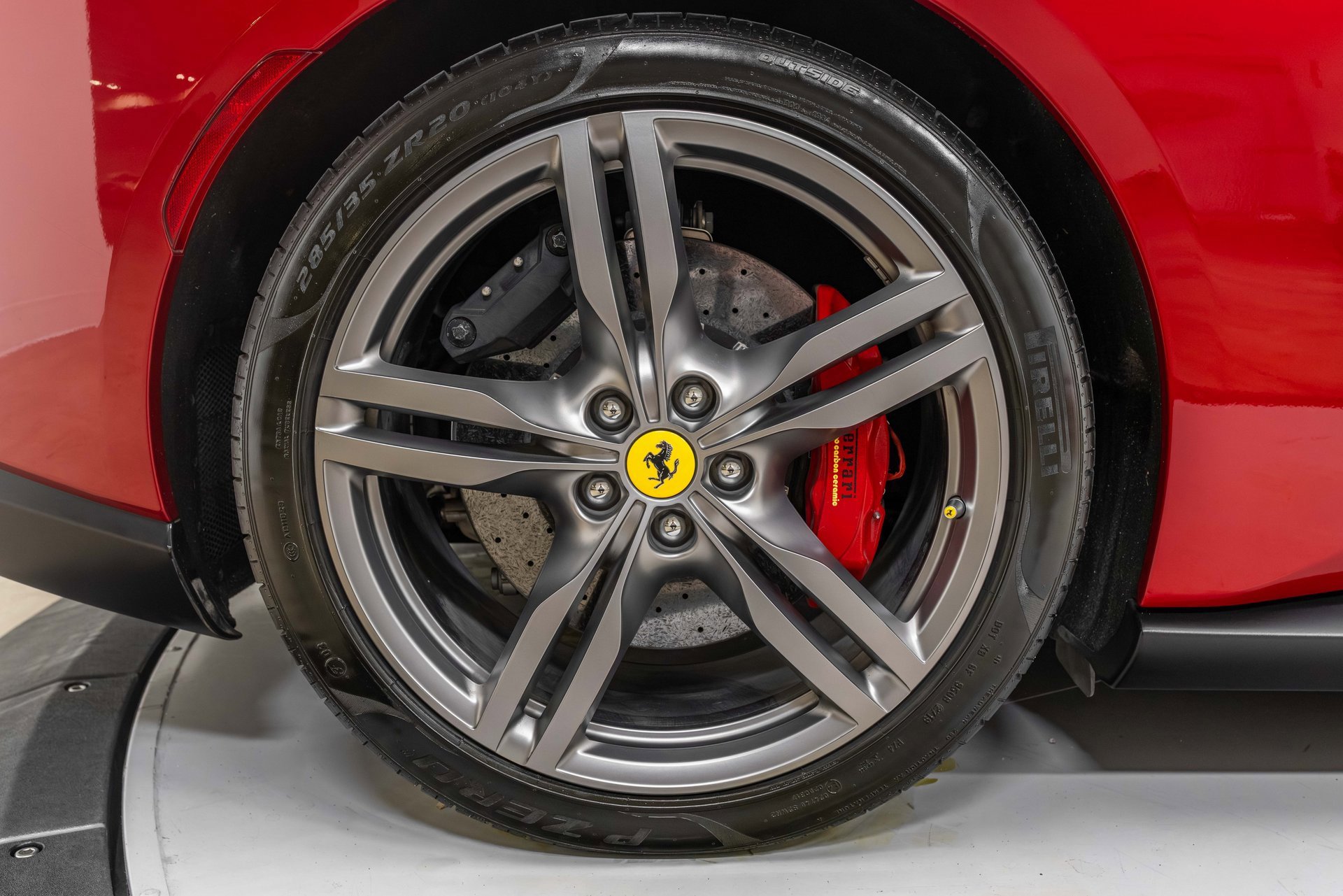 Certified 2020 Ferrari Portofino image 17