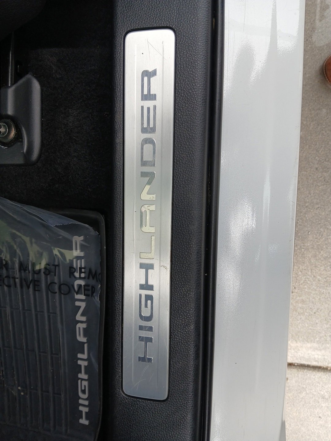 Used 2020 Toyota Highlander Limited image 23