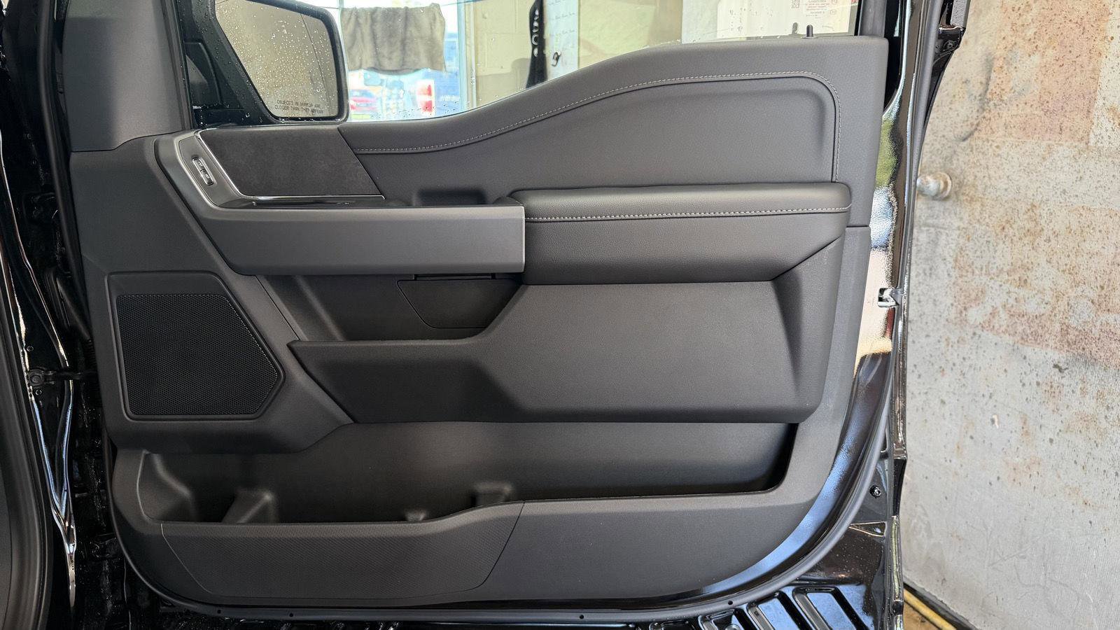 New 2025 Ford F150 XLT image 9