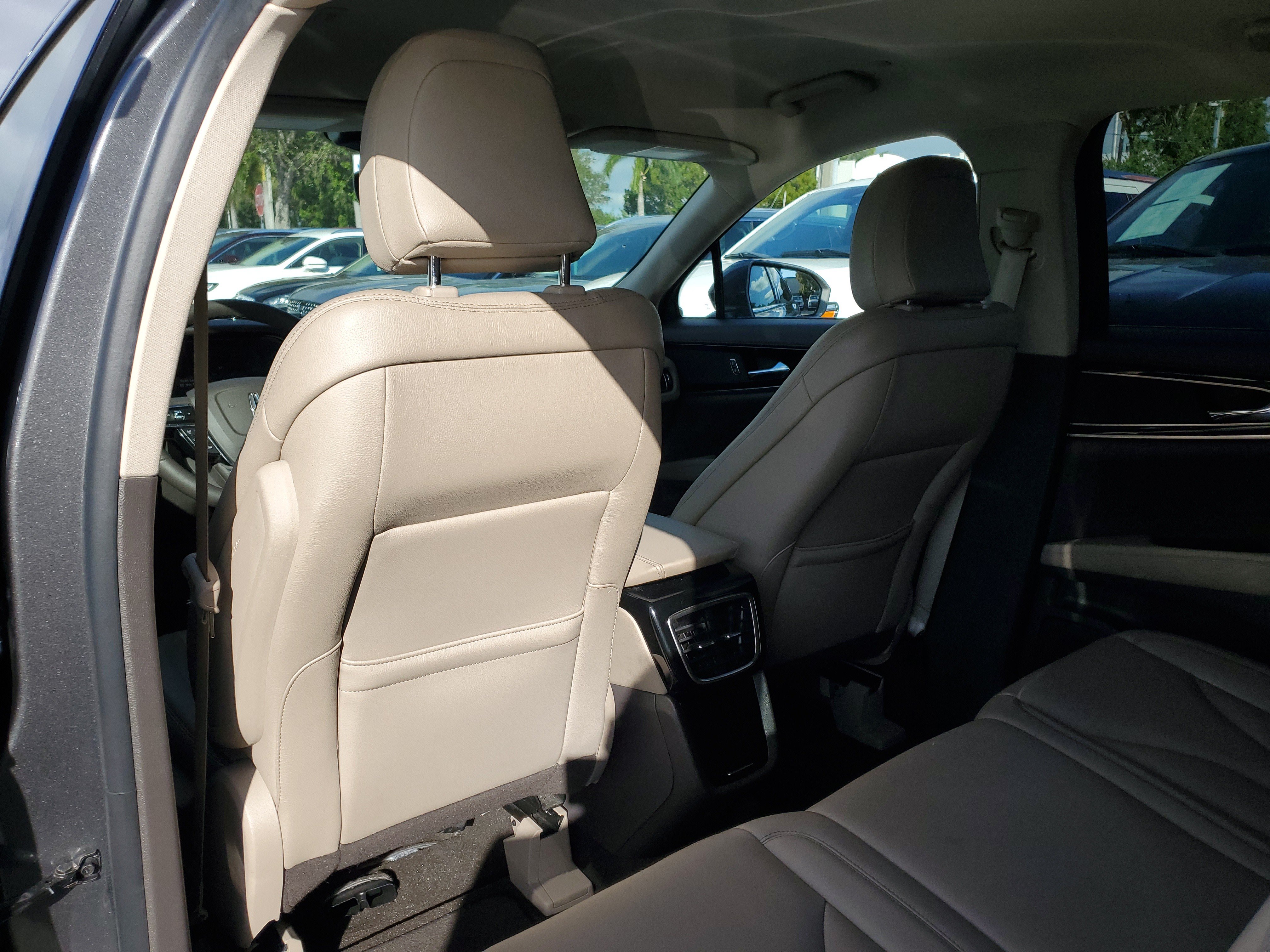 Certified 2022 Lincoln Nautilus FWD image 11