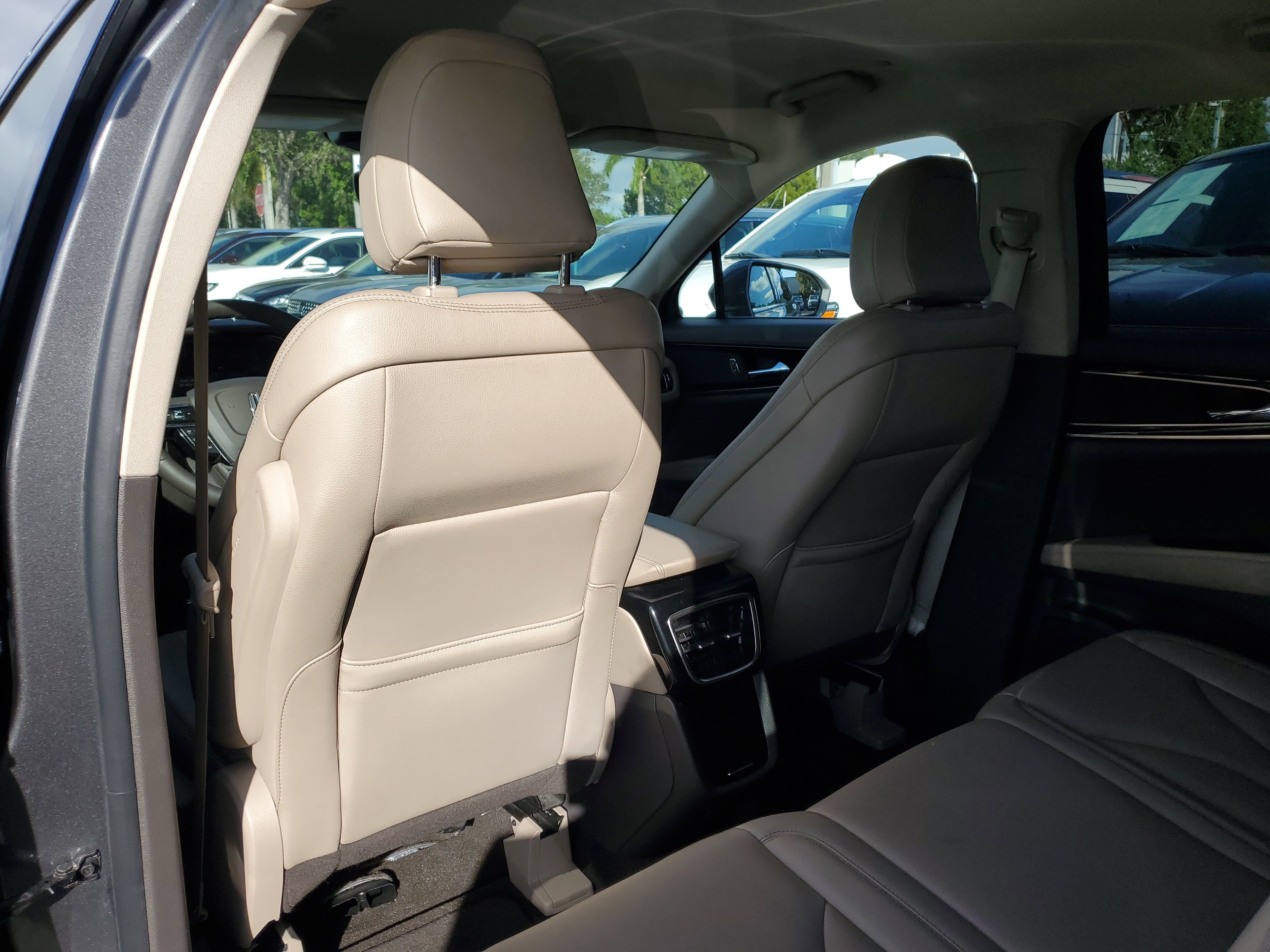 Certified 2022 Lincoln Nautilus FWD image 11