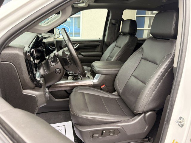Used 2023 Chevrolet Silverado 1500 LTZ AWD/4WD image 11