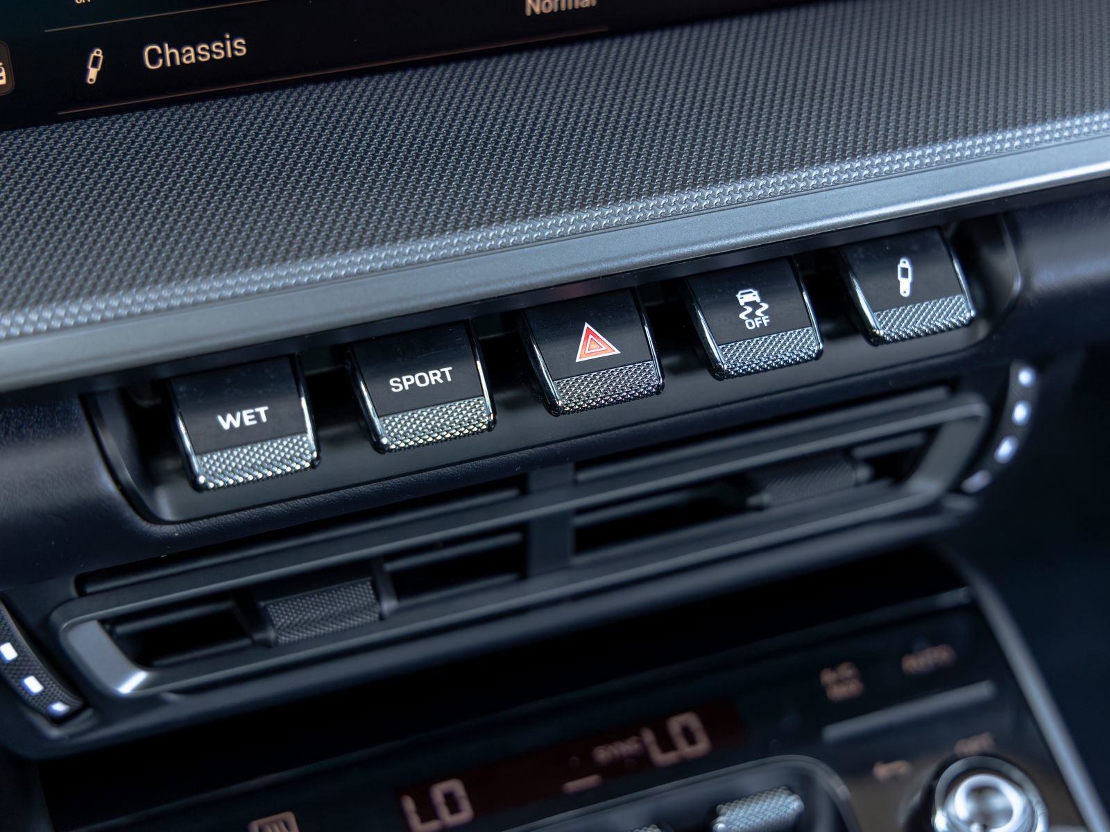 Certified 2024 Porsche 911 Carrera 4S w/ Premium Package image 37