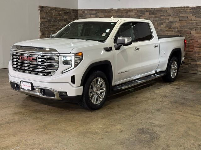 Used 2023 GMC Sierra 1500 Denali AWD/4WD image 4