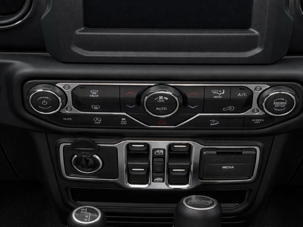 Used 2019 Jeep Wrangler Unlimited Sport image 18