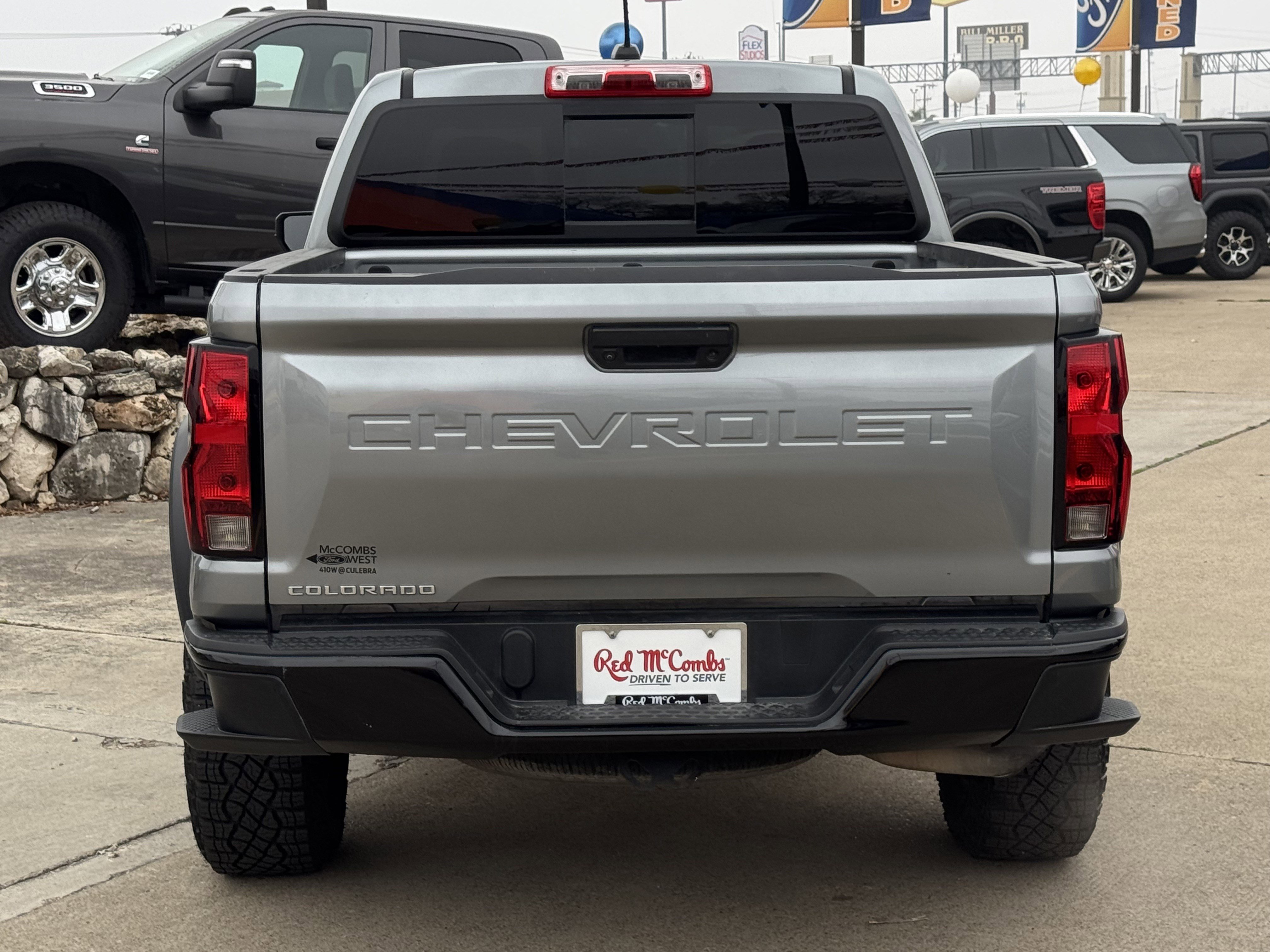 Used 2023 Chevrolet Colorado Trail Boss image 8