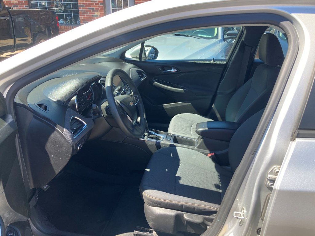 Used 2019 Chevrolet Cruze LS w/ LS Fleet Convenience Package FWD image 6