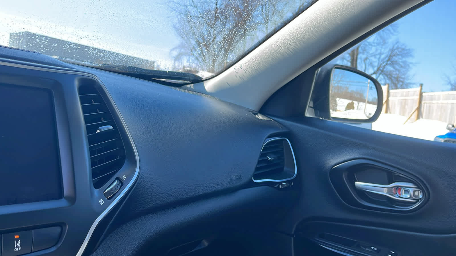 Certified 2023 Jeep Cherokee Altitude Lux w/ Lux Elite Package image 19