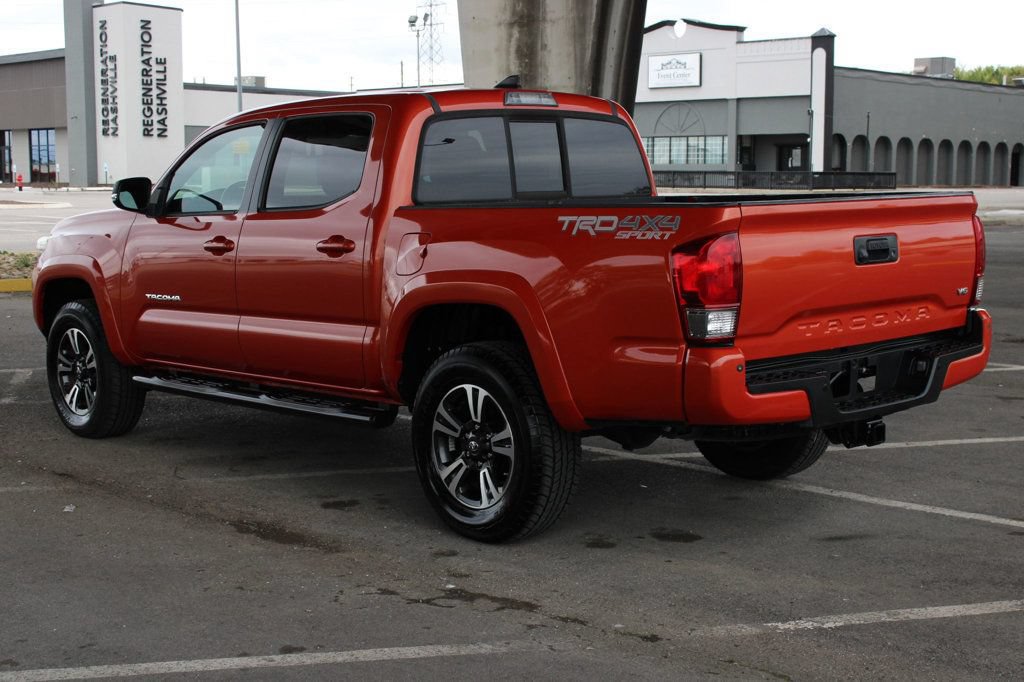Used 2016 Toyota Tacoma TRD Sport w/ Premium & Technology Package AWD/4WD image 8