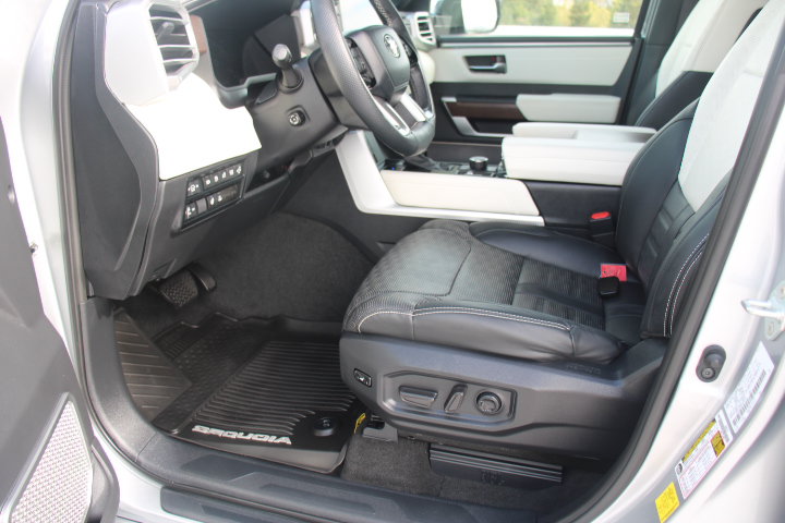 Certified 2024 Toyota Sequoia Capstone AWD/4WD image 12