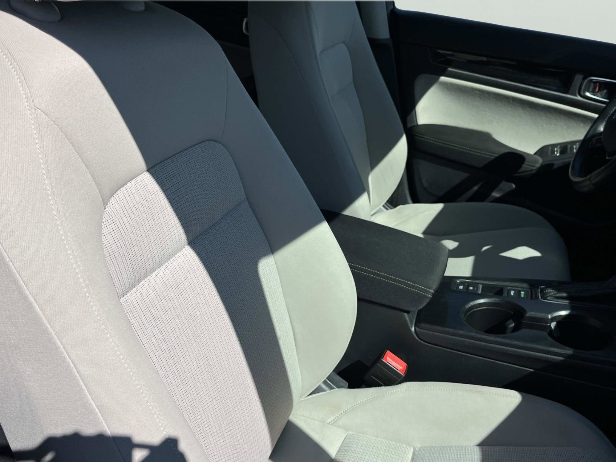 Used 2022 Honda Civic EX image 19
