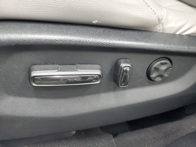 Used 2017 Honda CR-V EX-L image 16