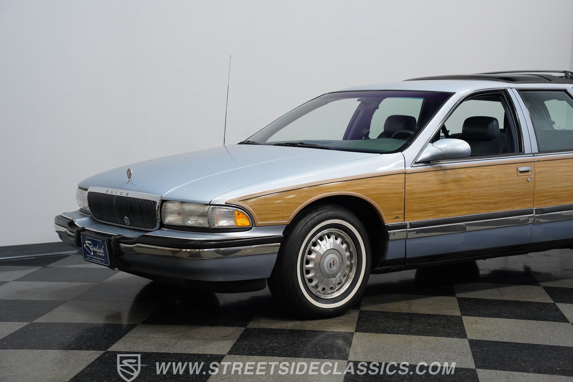 Used 1996 Buick Roadmaster Estate RWD image 18
